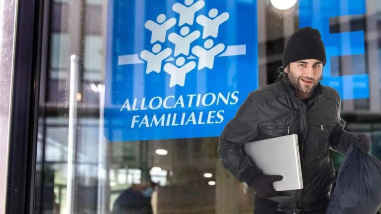 Fraude CAF cette famille encaisse plus de 80 000 euros de RSA alors qu'elle vit à l'étranger