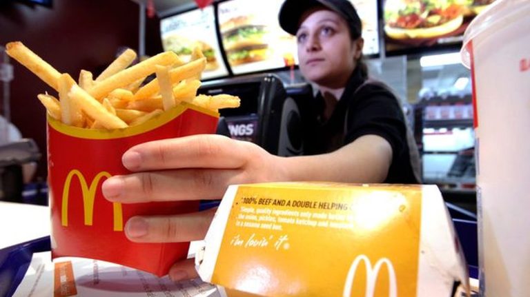 Ce client de McDo valide sa commande au Drive et reçoit une amende de 400 euros