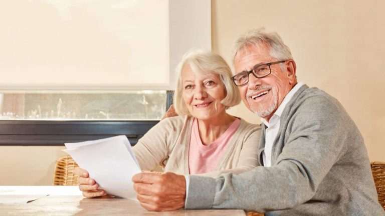 Pension retraite: la date officielle de la hausse en 2024, les Français concernés