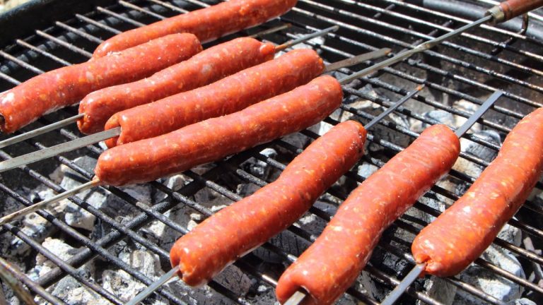 Ces merguez et ces saucisses sont les pires selon 60 Millions de consommateurs