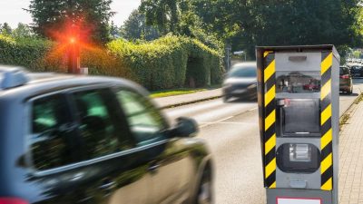 Cette règle peu connue à respecter en voiture face aux radars sinon vous allez vite le regretter