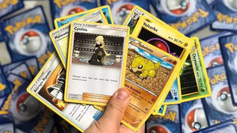 Il arrête ses études à 23 ans pour vendre des cartes Pokémon et gagne 800 000 euros par an