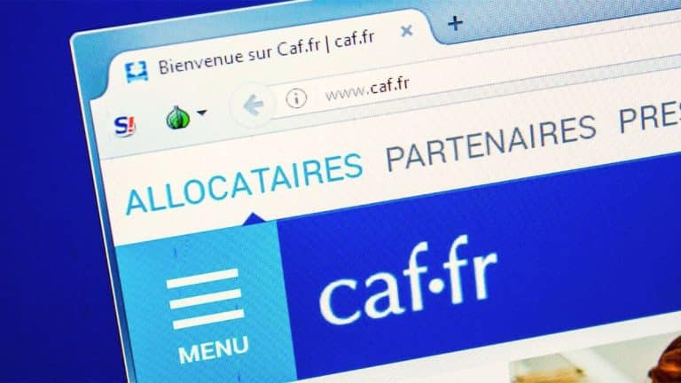 CAF: ça va devenir super simple de toucher ces 2 aides sociales dès le 1er octobre