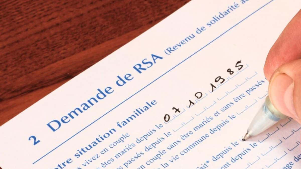 Cette somme ridicule pour les retraités qui touchent le RSA de la CAF