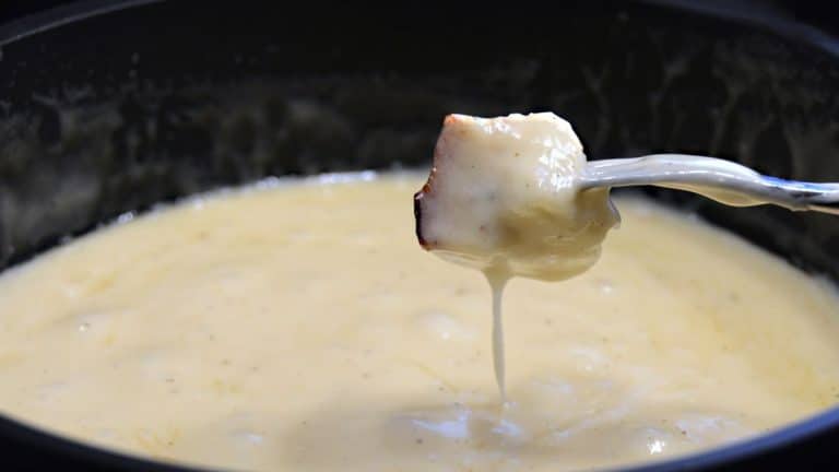 La recette de la meilleure fondue savoyarde du monde dévoilée par ce chef