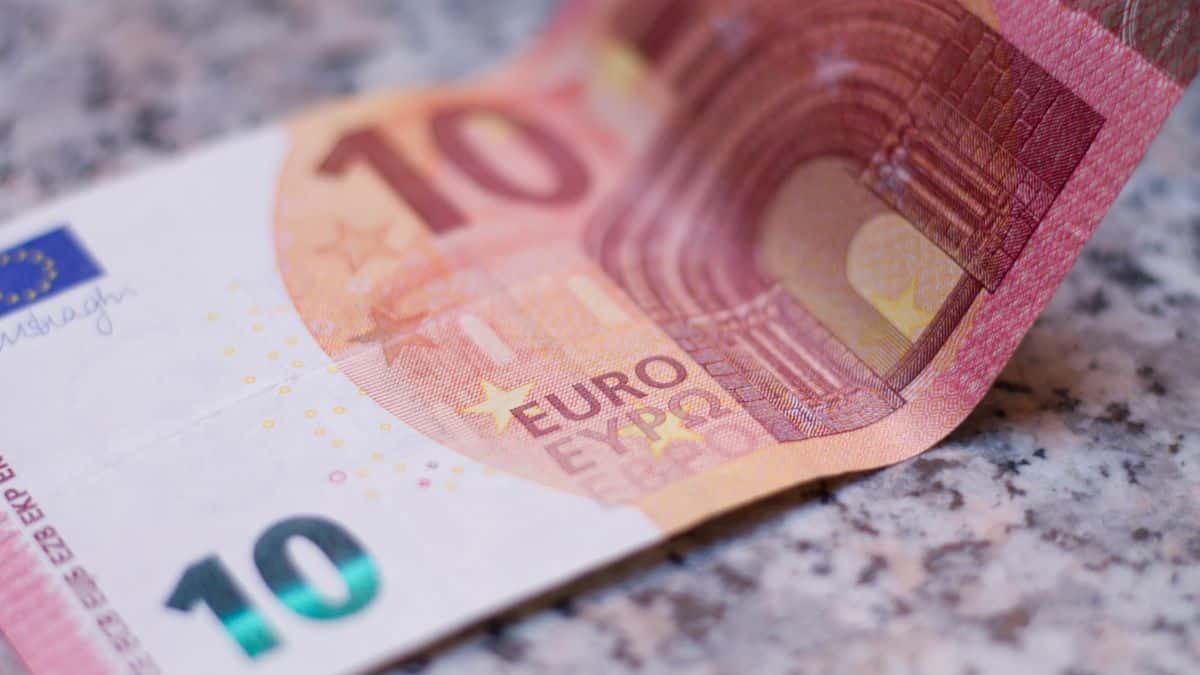 Le billet de 10 euros c’est fini et voilà ce qui va le remplacer pour payer vos achats