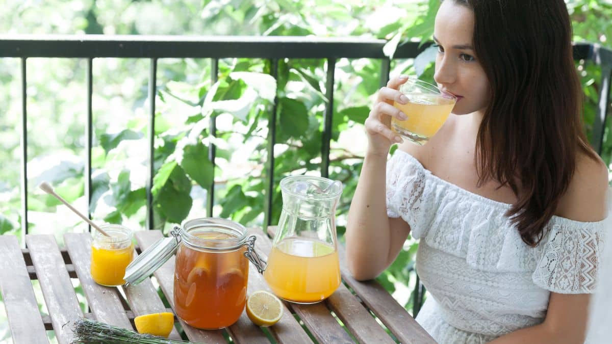 UFC Que Choisir alerte sur cette boisson que tout le monde croit saine elle contient de l’alcool