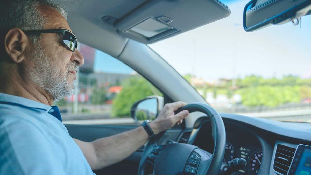 Permis de conduire: cette loi européenne qui agace déjà tous les seniors en France