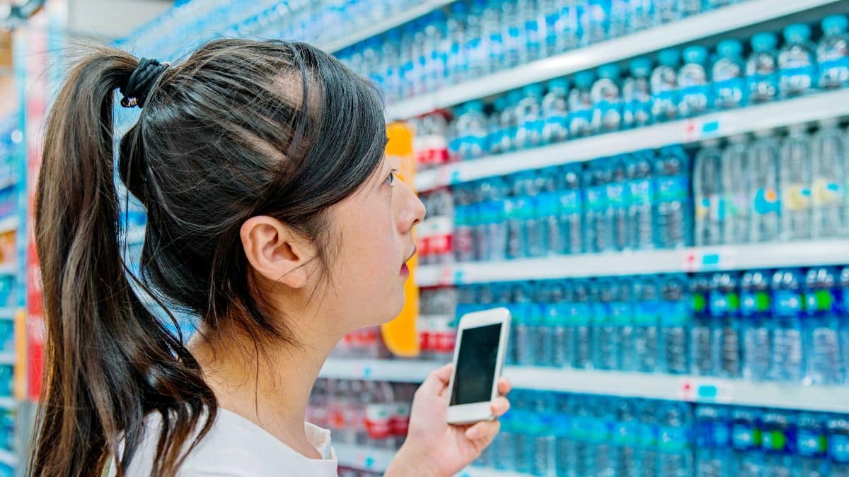 60 millions de consommateurs a trouvé la marque d’eau en bouteille la plus saine du marché et il s’agit de…