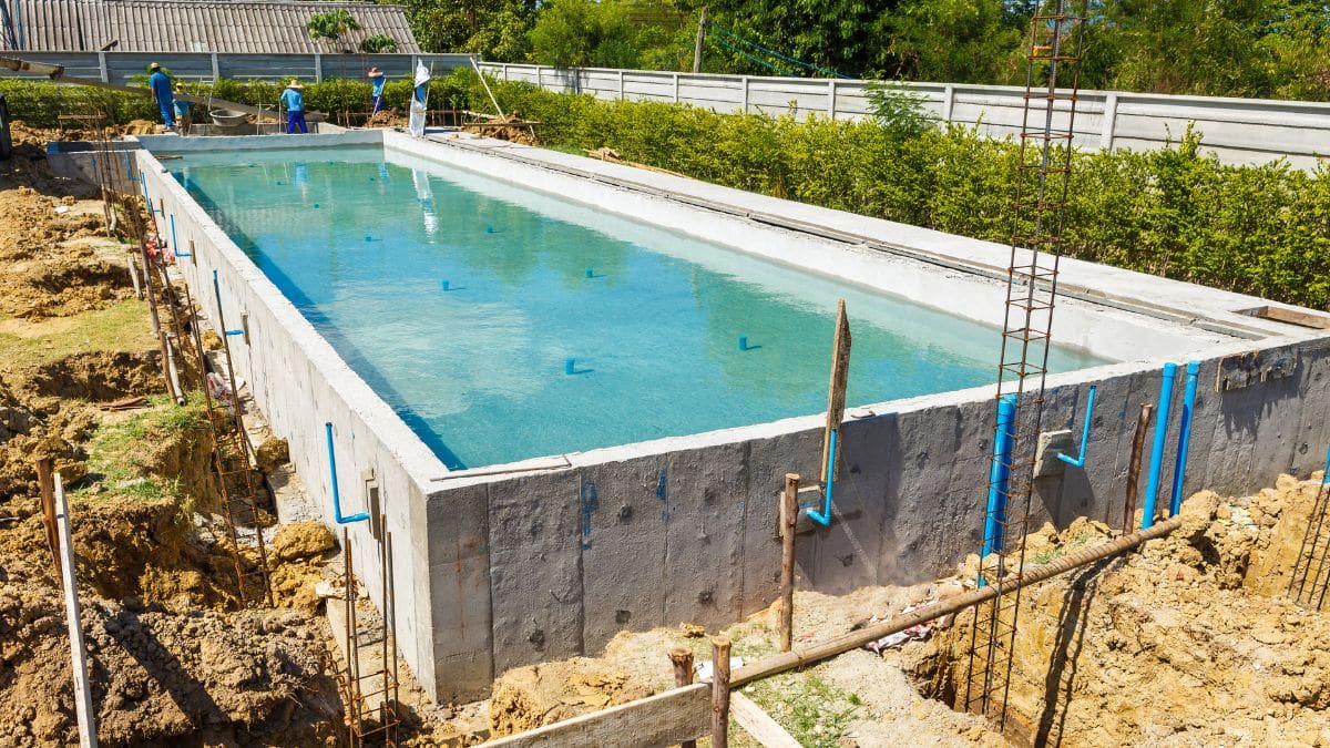 Ces travaux à déclarer obligatoirement au FISC pour éviter les grosses amendes (piscine, terrasse, garage…)